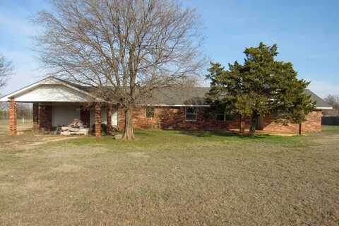 206 Diener Rd., Douglas, OK 73733