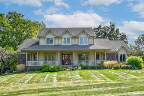 Highland, PEWAUKEE, WI 53072