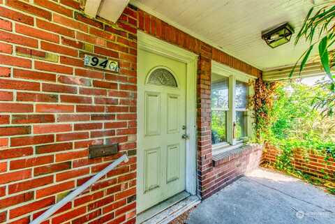 79Th, SEATTLE, WA 98103