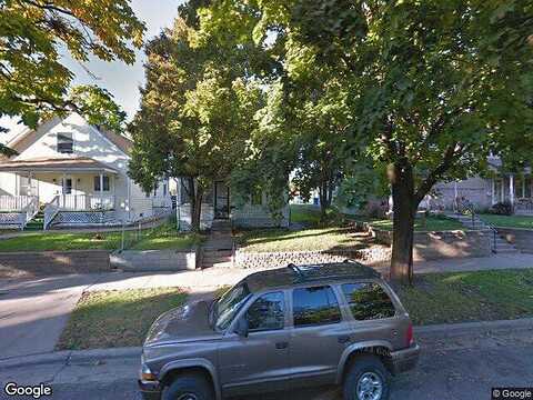 Aurora, SAINT PAUL, MN 55104
