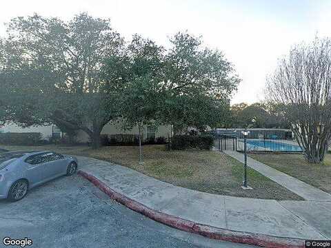 Village, SAN ANTONIO, TX 78217
