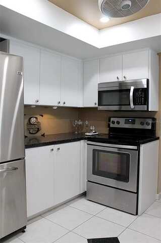 Mainlands, PINELLAS PARK, FL 33782