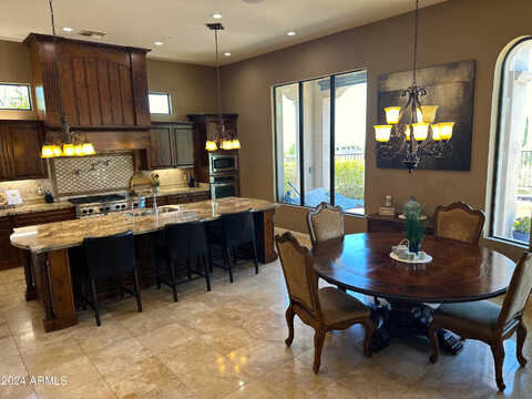 Regina, MESA, AZ 85207
