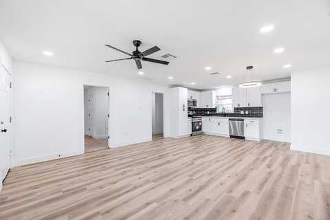 Sonneville, HOUSTON, TX 77080