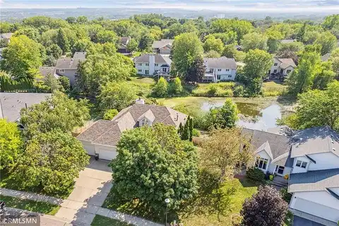Bluff, CHASKA, MN 55318