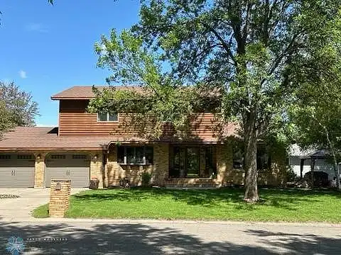 Brott, BRECKENRIDGE, MN 56520