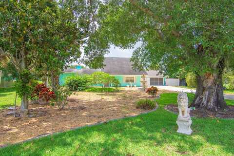 Russos, FORT PIERCE, FL 34951