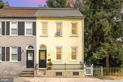 High, LANCASTER, PA 17603