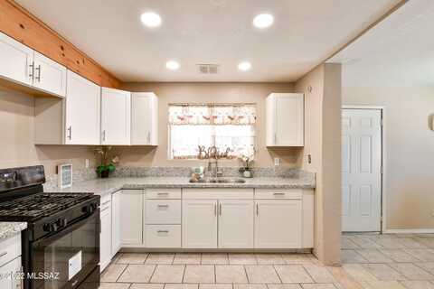 Calle Medina, TUCSON, AZ 85756