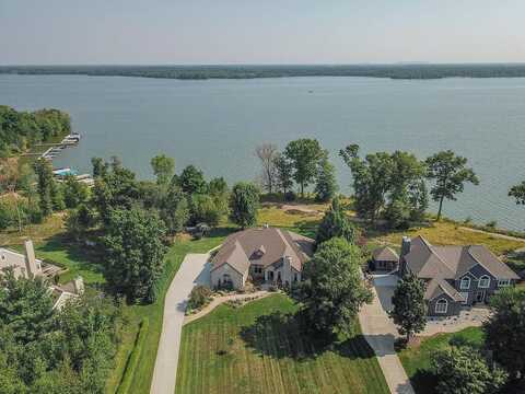 Half Moon Bay, NEW LISBON, WI 53950