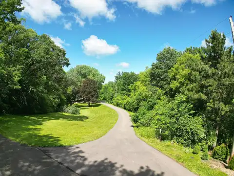 Courthouse Boulevard, INVER GROVE HEIGHTS, MN 55077