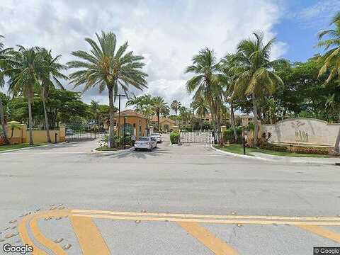 1St, PEMBROKE PINES, FL 33024