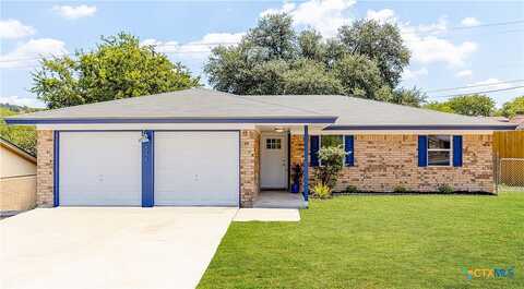 Michelle, COPPERAS COVE, TX 76522