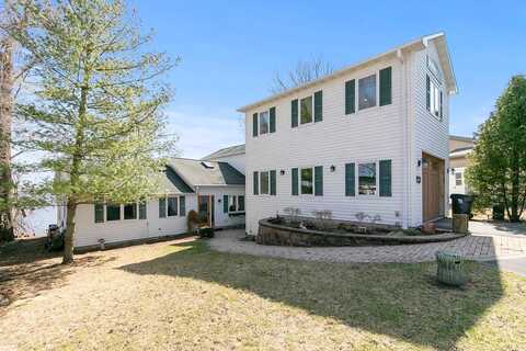 White Crow, FORT ATKINSON, WI 53538