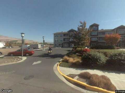 Golden Aspen, ASHLAND, OR 97520
