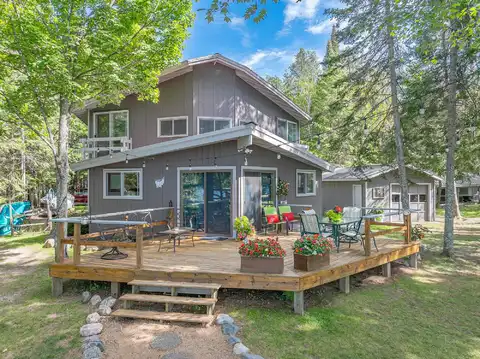 Bundo, THREE LAKES, WI 54562