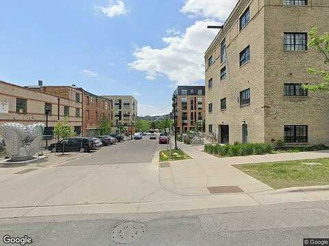 1/2 St W, Minneapolis, MN 55438