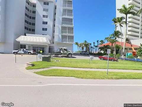 Gulf Shore Dr, Naples, FL 34108