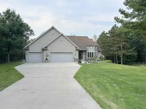 W8278 Fawn Avenue, Oxford, WI 53592