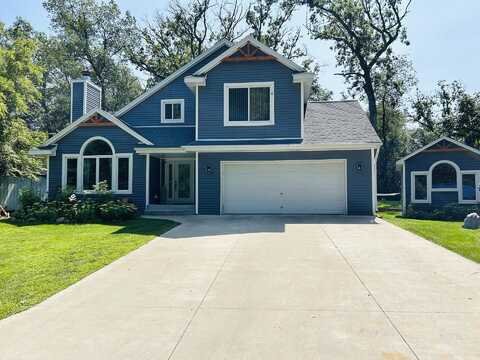 W3769 Parker Dr, Lake Geneva, WI 53147