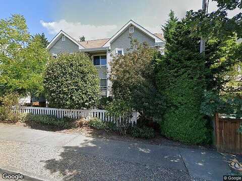 Stone Avenue N, Seattle, WA 98103