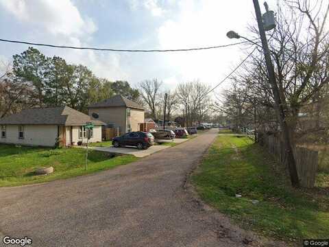Sassafras Street, Willis, TX 77318