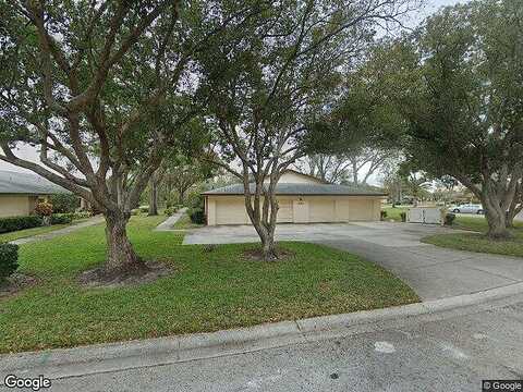 Maclaren Drive N, Palm Harbor, FL 34684