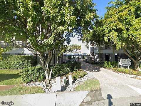 Vanderbilt, NAPLES, FL 34108