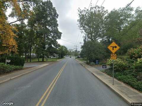 Woodcrest Avenue, Lititz, PA 17543