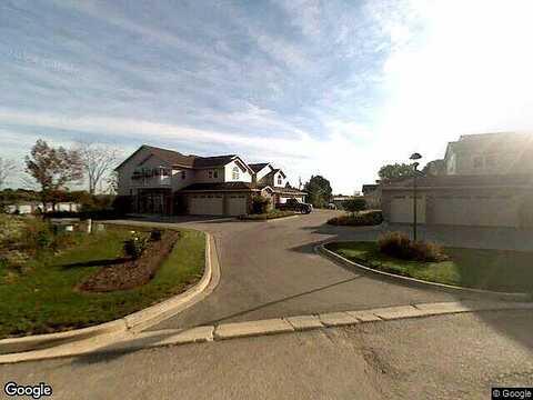 W141N9978 Seven Pines Way, Germantown, WI 53022