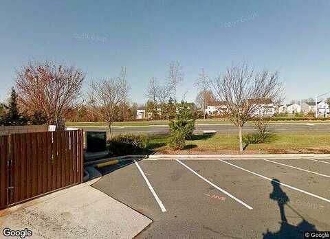 Sanctuary Way, BRISTOW, VA 20136