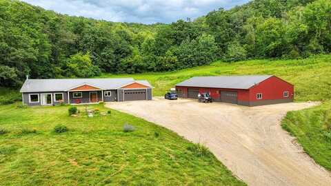 N7354 Skoy Coulee Road, Mindoro, WI 54644