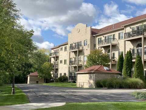 N51W34861 Wisconsin Avenue, Oconomowoc, WI 53069