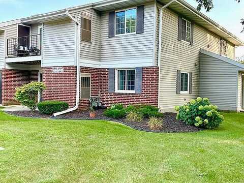 N110W17155 Ashbury Lane #4, Germantown, WI 53022