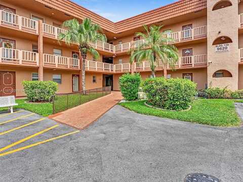 Sunrise Lakes Blvd, Sunrise, FL 33322