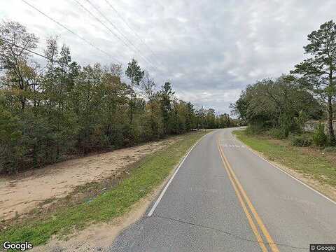 E Larkspur Ave, Defuniak Springs, FL 32433