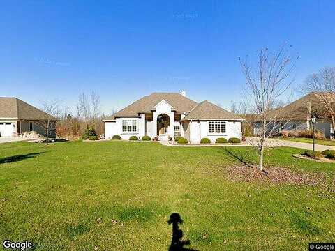 Wyndemere, PEWAUKEE, WI 53072