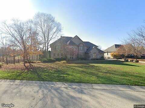 Long Valley, PEWAUKEE, WI 53072