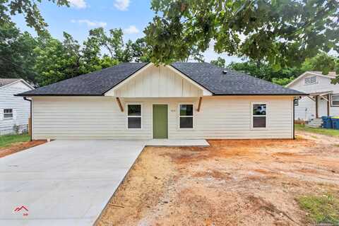 Couch Ave, Kilgore, TX 75662