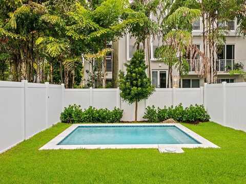 808 SE 12th Street, Fort Lauderdale, FL 33316