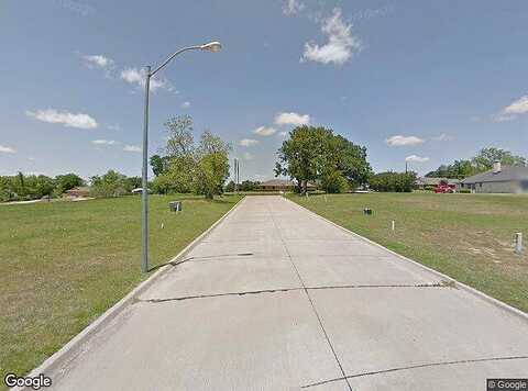 Brooks Dr, Terrell, TX 75160