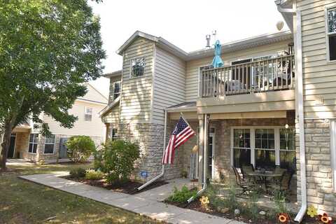 N16W26443 Meadowgrass Circle, Pewaukee, WI 53072