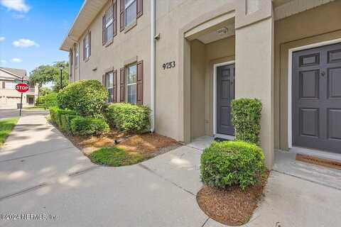 Summer Grove Way E, Jacksonville, FL 32257