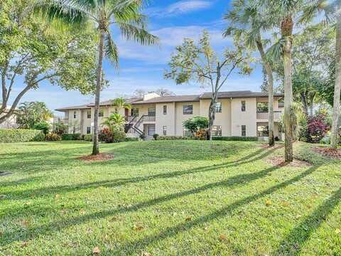 Vista Del Lago, Boca Raton, FL 33428