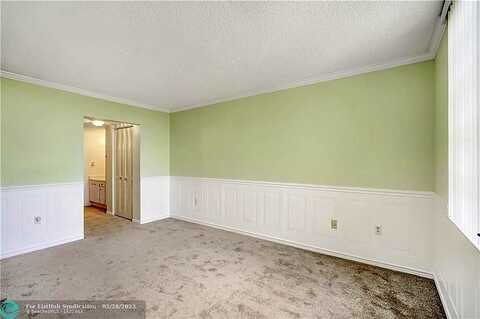 Colony Point Circle, Pembroke Pines, FL 33026