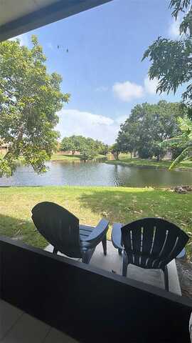 Palm Tree Ln, Pembroke Pines, FL 33024