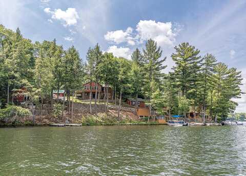 Thoroughfare Rd, Minocqua, WI 54548