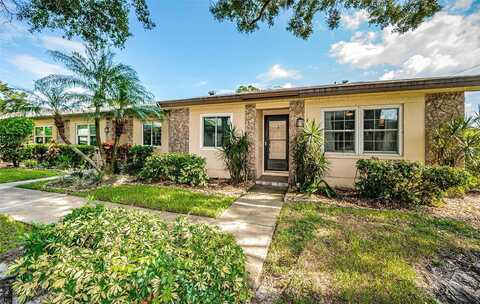 Maclaren Drive N, Palm Harbor, FL 34684