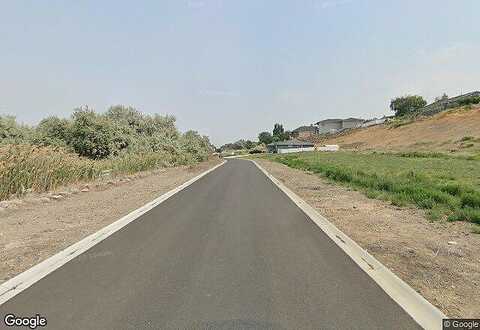 Se Stacy Dr, Moses Lake, WA 98837
