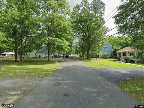 N Snead St, Ashland, VA 23005